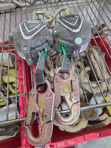 lot 17993 image: MSA Self-Retracting Lifeline Safety Blocks with Hooks