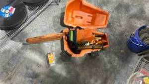 lot 18186 image: STIHL Chainsaw in Carrying Case