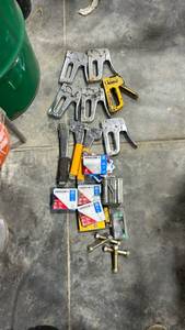 lot 18192 image: Staple Gun Collection with Staples and Hardware