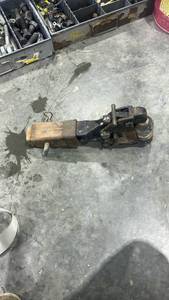 lot 18256 image: Heavy Duty Trailer Hitch with Ball Mount 2 516 Pintle