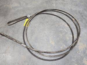 lot 18293 image: Steel Wire Rope Lifting Cable with Loops - 12in x 20ft