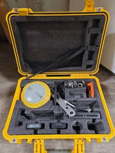 lot 13345 image: GeoMax Zenith35 GSM-UHF GNSS GPS Surveying System