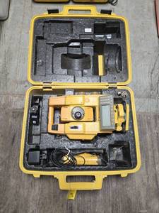 lot 13352 image: Professional Surveying Total Station with Carrying Case