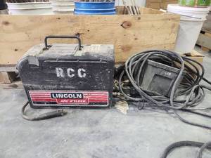 lot 16760 image: Lincoln Electric LN-25 Arc Welder with Welding Gun and Cables