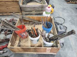 lot 16761 image: Bulk Lot of Metal Chisels and Parts Lot