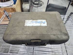 lot 16767 image: Airlift Cooling System Refill Kit with Vacuum Gauge and Hoses