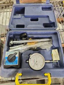lot 16784 image: Stenco Dial Indicator Gauge Set with Magnetic Base and Case