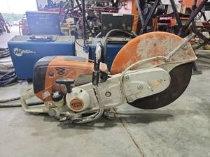 lot 16799 image: STIHL TS800 Gas-Powered Concrete Cut-Off Saw