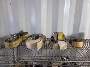 lot 18328 image: Heavy Duty Tie Down Straps and Ratchet Straps Lot - Set of 4