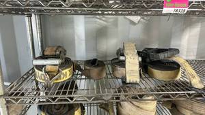 lot 18332 image: Heavy Duty Cargo Tie Down Straps with Ratchet Buckles - Set of 3