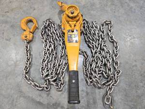 lot 18379 image: Harrington 3 Ton Chain Hoist Model LB030