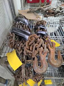 lot 18380 image: 38 inch 20 ft and 10ft Heavy Duty Steel Chain with Hooks