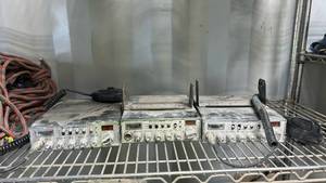 lot 18391 image: Cobra 29 LTD Classic CB Radio Set with 2 Microphones