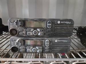 lot 18424 image: Motorola XPR 4550 Two-Way Mobile Radios - Set of 2