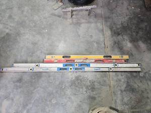 lot 18477 image: Set of 4 Mixed Brand Levels of Varying Sizes