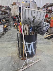 lot 18486 image: Mixed Hand Tools and Shovels Collection