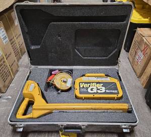 lot 13364 image: Vermeer Verifier G3 Digital Underground Utility Locator Kit with Case