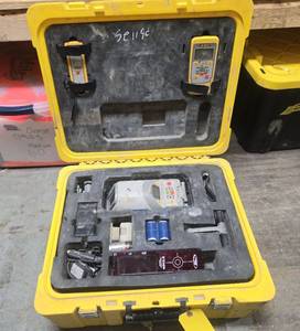 lot 13372 image: Spectra Precision DG813 Pipe Laser System Kit