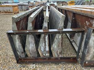 lot 13419 image: Concrete Forms