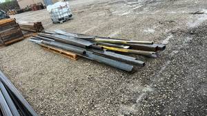 lot 13432 image: Mixed Steel Tubing and Structural Metal Lot