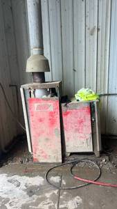 lot 16823 image: Hotsy Model 1453N Industrial Hot Water Pressure Washer