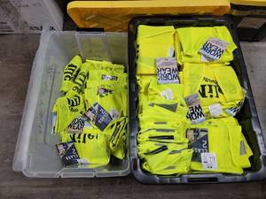 lot 20649 image: High Visibility Safety Vests Class 2 Bulk Lot