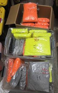 lot 20668 image: Bulk Lot of Hi-Vis Hoodies