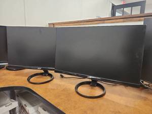 lot 22203 image: Acer R240HY 24 Inch LCD Monitors