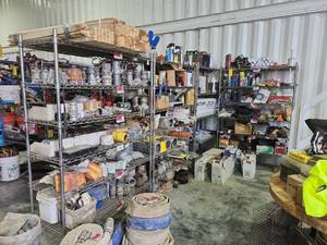 lot 22244 image: Set of 4 Metro Shelving
