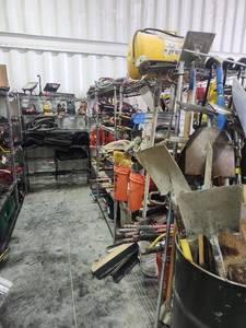 lot 22245 image: Set of 4 Metro Shelving