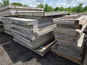 lot 25181 image: 5 Pallets of Concrete Forms In Various Sizes