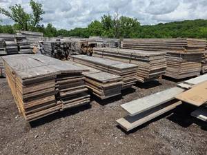 lot 25186 image: 5 Bundles of Plywood Sheets in Various Sizes