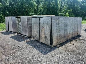 lot 25190 image: Lot of 60 Concrete Form Linera