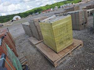 lot 25212 image: Tan Brick Blocks Bulk Lot