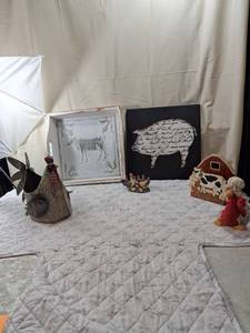 lot 6 image: Country Farm Decor Collection with Wooden Napkin Holder and Goose Figurine
