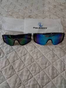 lot 51 image: PALESHY Sports Sunglasses with Mirrored Lenses Set
