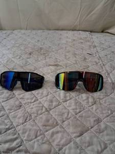 lot 62 image: Mixed Sport Sunglasses Collection with Mirrored Lenses