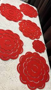 lot 95 image: Red Felt Flower Appliques Set