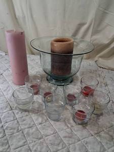 lot 102 image: Glass Punch Bowl Set with Candle and Cups