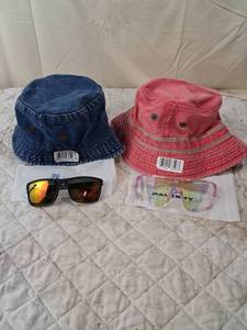 lot 106 image: Bucket Hats and Sunglasses Set Bundle