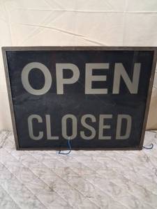 lot 125 image: LED Business Open Closed Sign with Mean Well Power Supplies