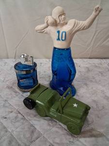 lot 138 image: Football Player Number 10 Cologne Bottle Set with Military Tank Dispenser