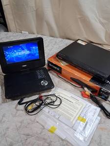 lot 186 image: Sony DVD Player and Naxa Portable DVD Player Bundle