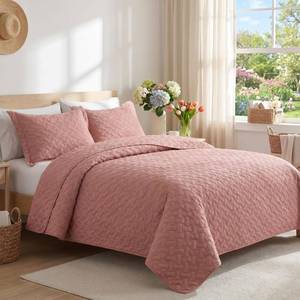 lot 2430 image: Bedsure Quilts Queen Size - Lightweight Bedspreads Queen Size with Basket Weave Pattern, Soft Quilt Bedding Set, Grayish Pink Comforter Set Coverlet for All Seasons with 2 Pillow Shams (90 x 96)
