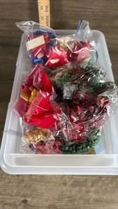 lot 157 image: Gift Wrapping Ribbon and Bow Assortment