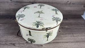 lot 243 image: Palm Tree Print Fabric  Box with Craft Ribbon Collection