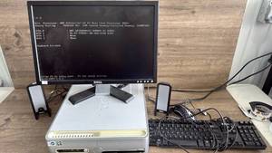 lot 325 image: Dell Desktop Computer System with Monitor and Accessories
