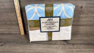 lot 333 image: Amy Miller Home Queen Size Bedding Set with Pillow Shams