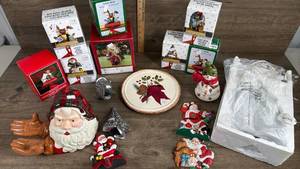 lot 342 image: Christmas Stocking Holders and Holiday Decorations Lot