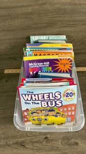 lot 370 image: Mixed Educational Childrens Books Collection